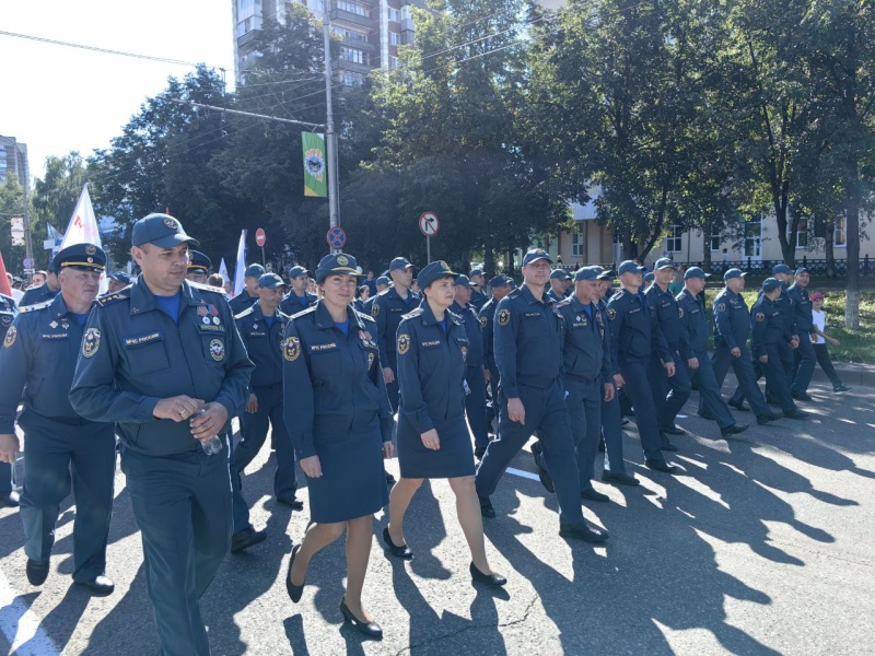 Торжественный парад шахтеров Кемеровской области - Кузбасса, посвященный празднованию Дня Шахтеров