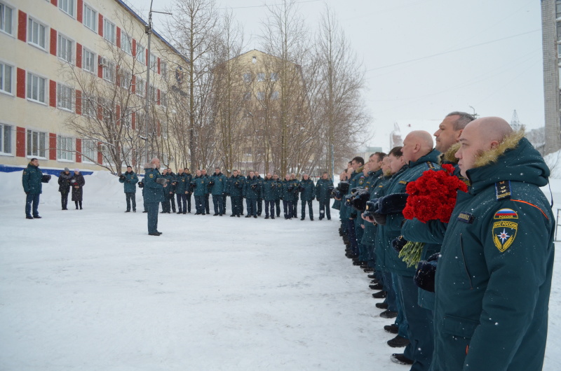 Возложение цветов в память о погибших на шахте «Северная» АО «Воркутауголь»