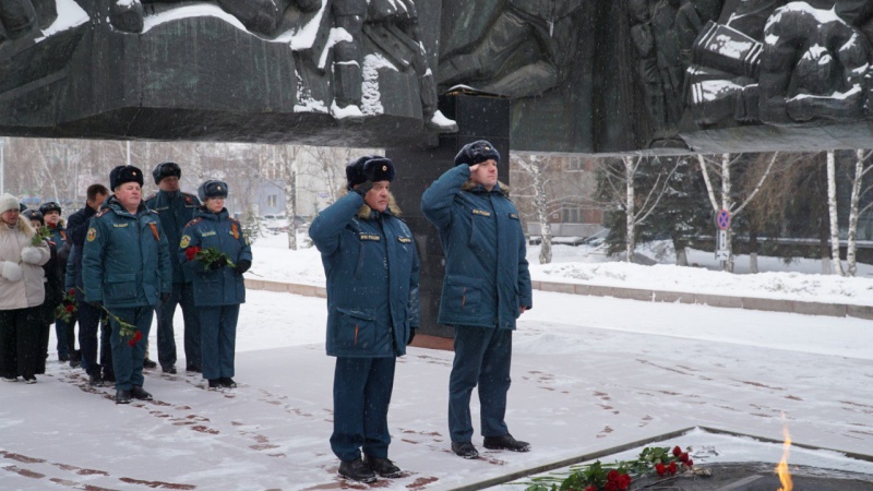 Горноспасатели Новокузнецкого отряда приняли участие в эстафете памяти 80 лет Победы