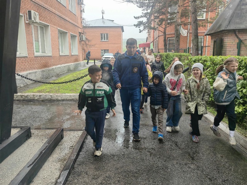 День открытых дверей для школьников 2-х классов в Новокузнецком ВГСО