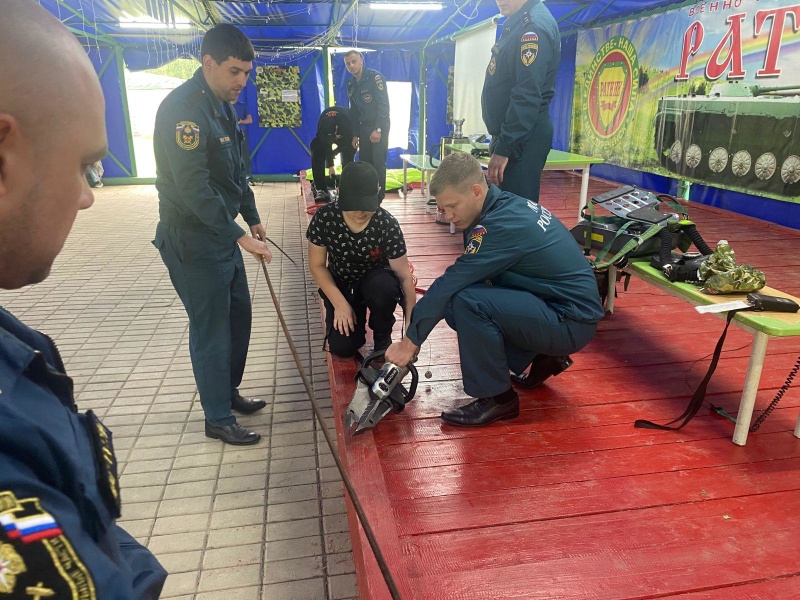 Участие горноспасателей в патриотическом воспитание детей Кузбасса