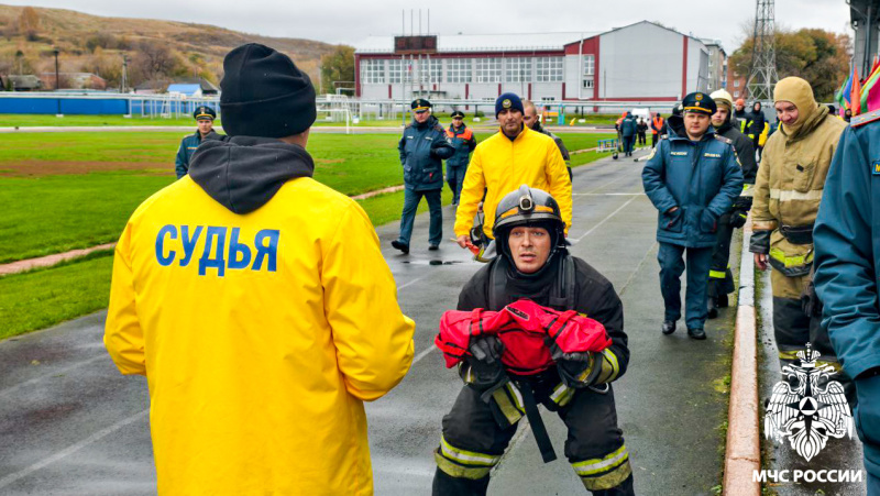 Горноспасатели Кемеровского ВГСО стали сильнейшими в пожарно-спасательном многоборье
