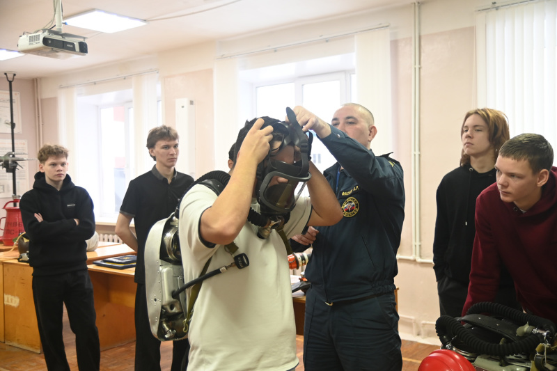 Просветительские занятия для студентов Воркутинского горно-политехнического колледжа Просветительские занятия для студентов Воркутинского горно-политехнического колледжа