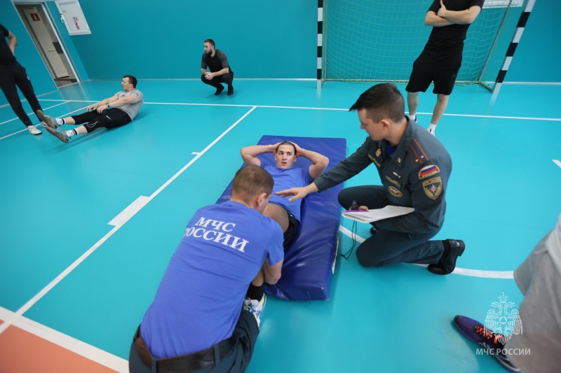 Третье место в силовом многоборье заняли горноспасатели