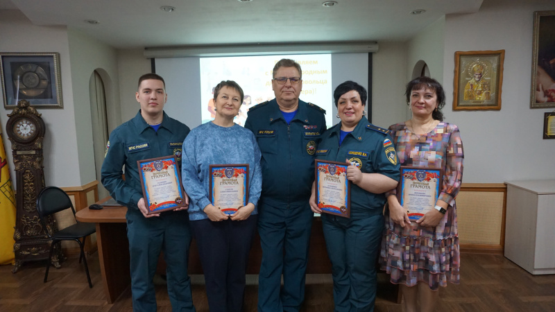 Праздничные мероприятия,  посвященные Дню добровольца (волонтера)