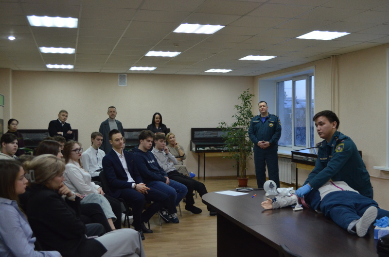 Практическое занятие для студентов Воркуты по оказанию первой помощи пострадавшим