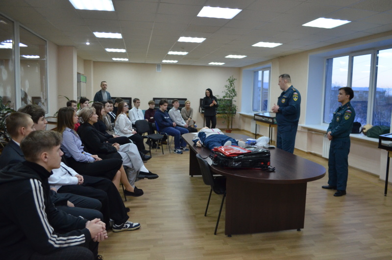 Практическое занятие для студентов Воркуты по оказанию первой помощи пострадавшим