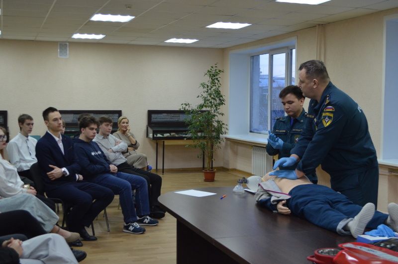 Практическое занятие для студентов Воркуты по оказанию первой помощи пострадавшим