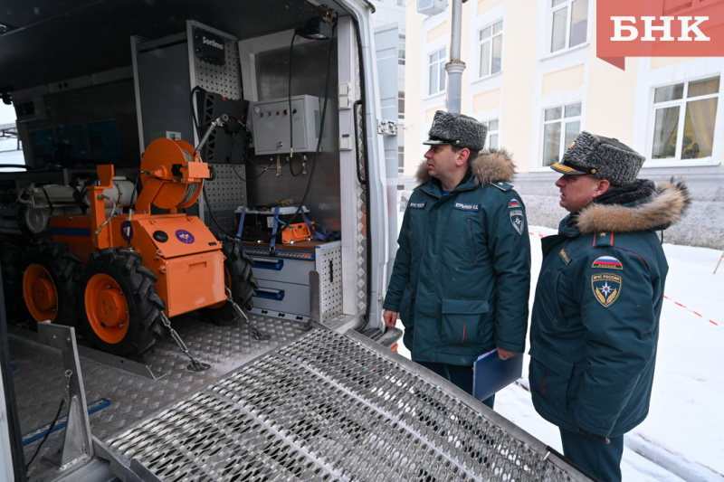 Участие горноспасателей в выставке в Сыктывкаре