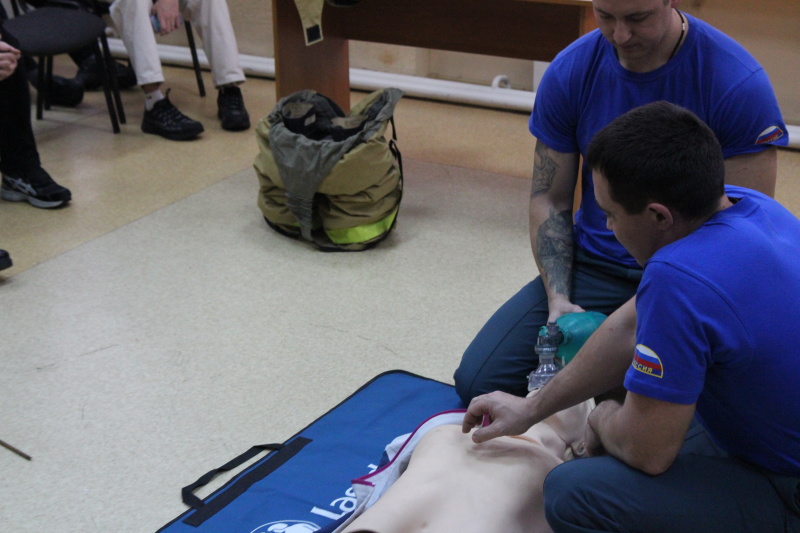 В Кемерове прошла встреча горноспасателей со студентами-горняками