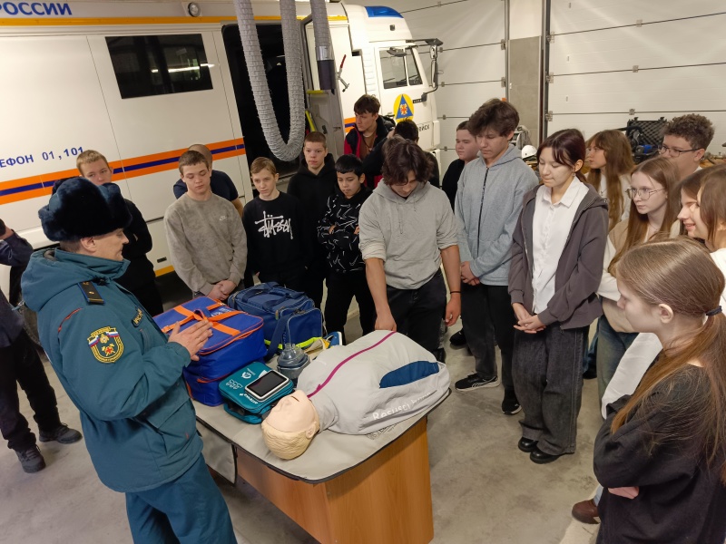 Школьники Копейска примерили на себя роль горноспасателей