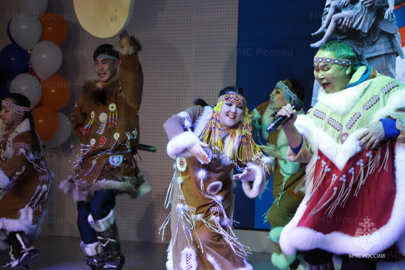 В Магадане торжественно отметили День спасателя РФ