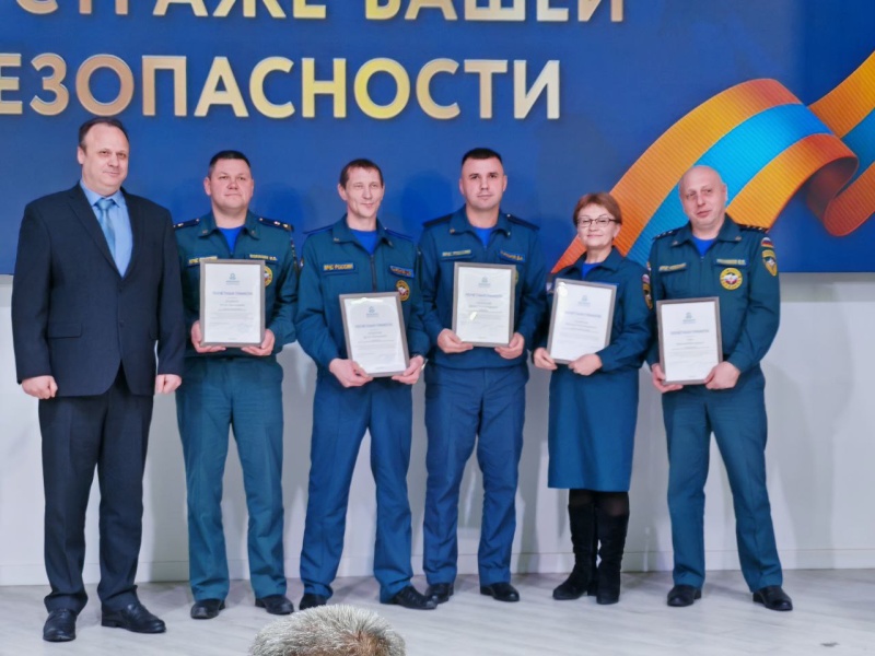 В Мурманском арктическом университете чествовали лучших горноспасателей Северо-Запада