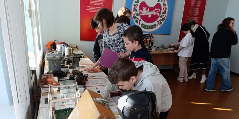 Воспитанникам реабилитационного центра рассказали о героической профессии спасателя