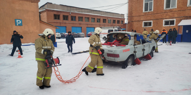 В Ленинске-Кузнецком определили лучшую команду по ликвидации последствий ДТП