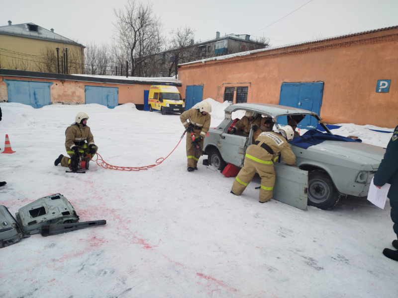 В Ленинске-Кузнецком определили лучшую команду по ликвидации последствий ДТП