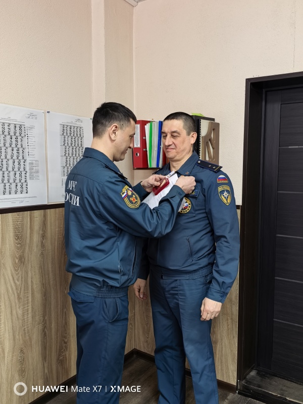 В Новокузнецком ВГСО чествовали лучших работников ко Дню спасателя