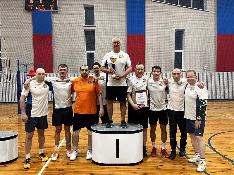 В Кузбассе прошли соревнования по волейболу