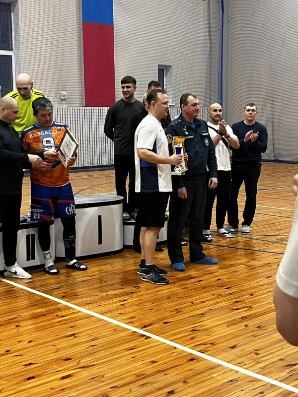 В Кузбассе прошли соревнования по волейболу