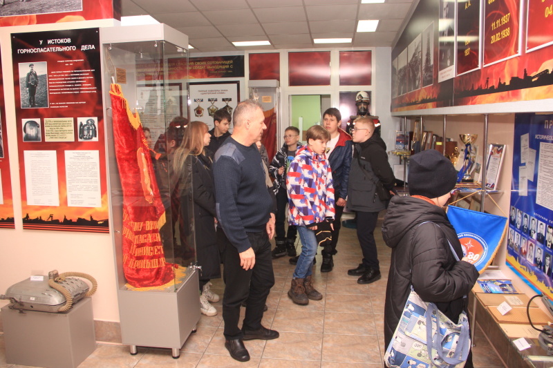 В мире мужества: школьники Прокопьевска примерили роль горноспасателей