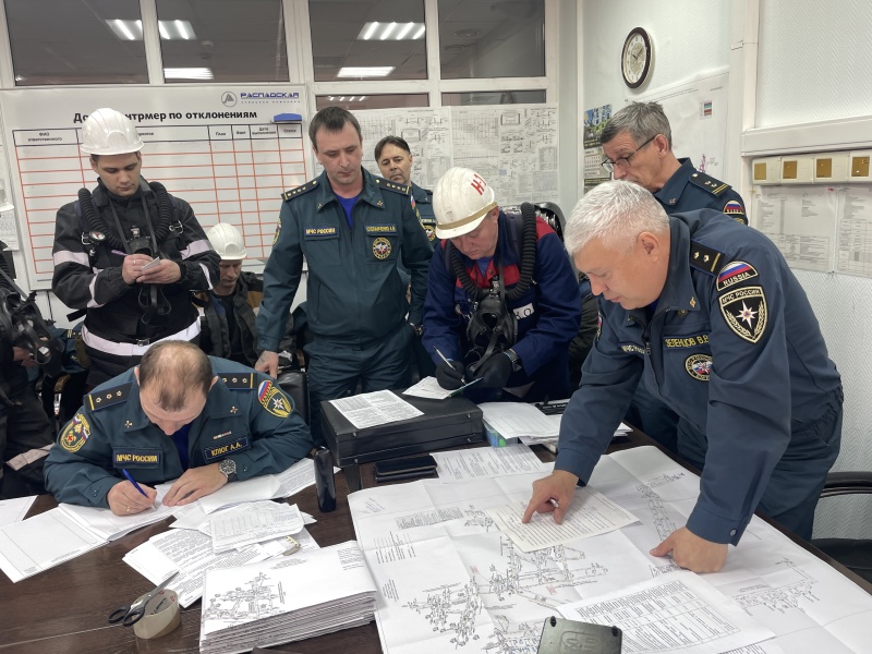 В шахте «Усковская» прошли масштабные тактические учения горноспасателей Новокузнецкого ВГСО