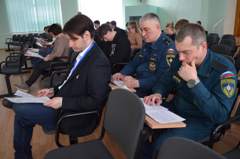 Работники ФГУП «ВГСЧ» написали «Диктант Победы»: верность традициям и исторической памяти