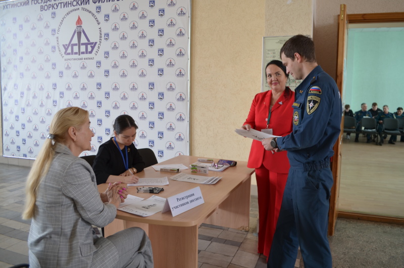 Работники ФГУП «ВГСЧ» написали «Диктант Победы»: верность традициям и исторической памяти