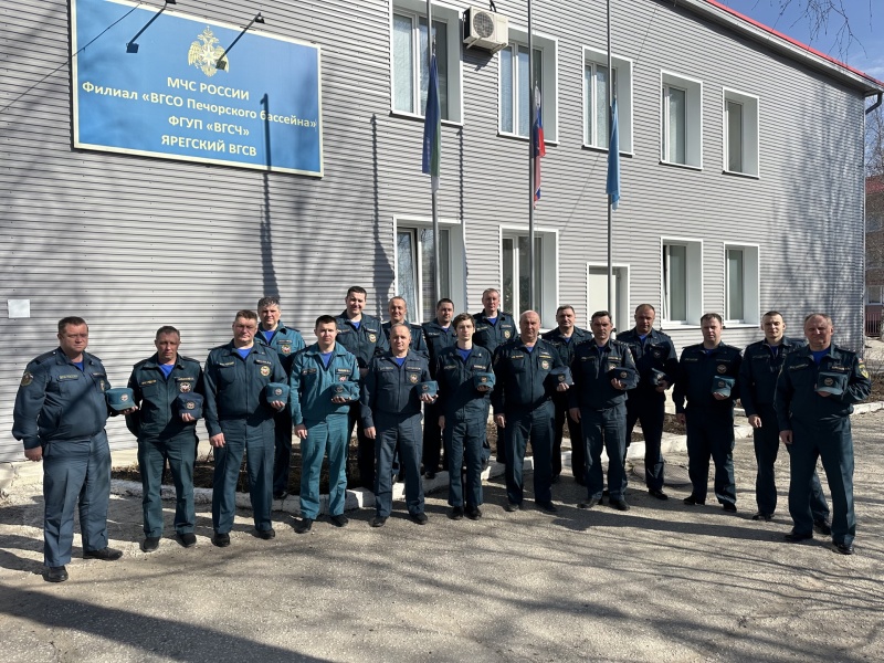 В память о павших героях: горноспасатели почтили своих товарищей