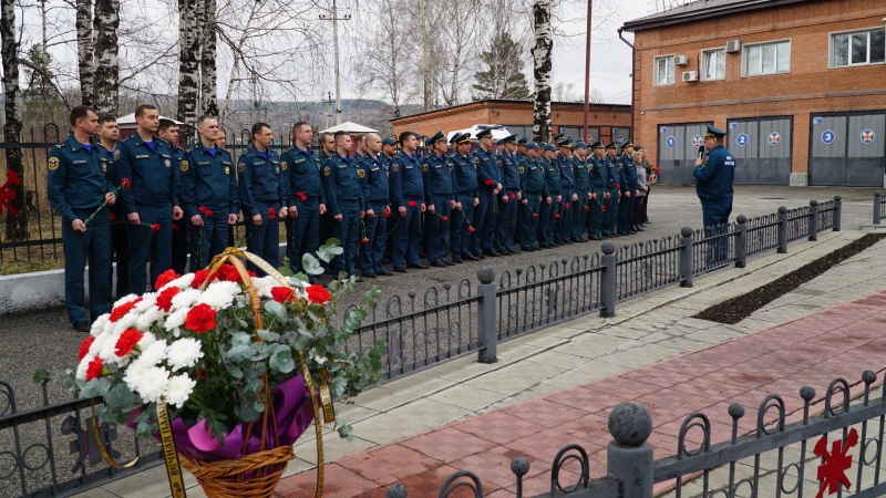 В память о павших героях: горноспасатели почтили своих товарищей
