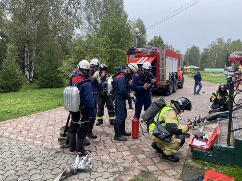 В детском лагере «Чайка» прошли масштабные противопожарные учения с участием экстренных служб